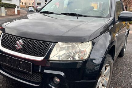 Suzuki Grand Vitara 60.000 km 6.900 &euro; Leidersbach/Volkersbrunn 63849