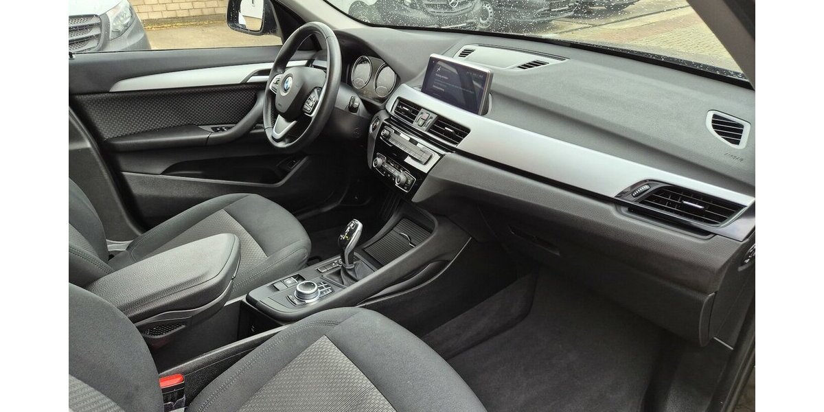 BMW X1 sDrive 18 i Advantage Automatic,Navi 68.650 km 21.390 &euro; Rodgau 63110