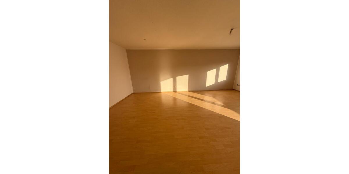 Etagenwohnung Großkrotzenburg - 2 Zimmer, 60 m&sup2;, 750&euro; | Angebot:25524293