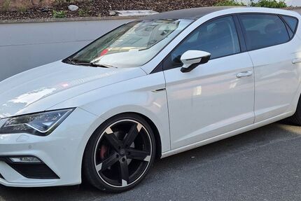 Seat Leon 147.500 km 15.500 &euro; Mömlingen 63853