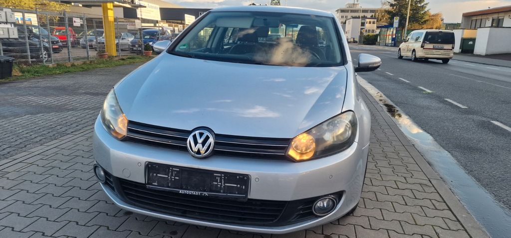VW Golf 50.000 km 9.900 &euro; Dietzenbach 63128