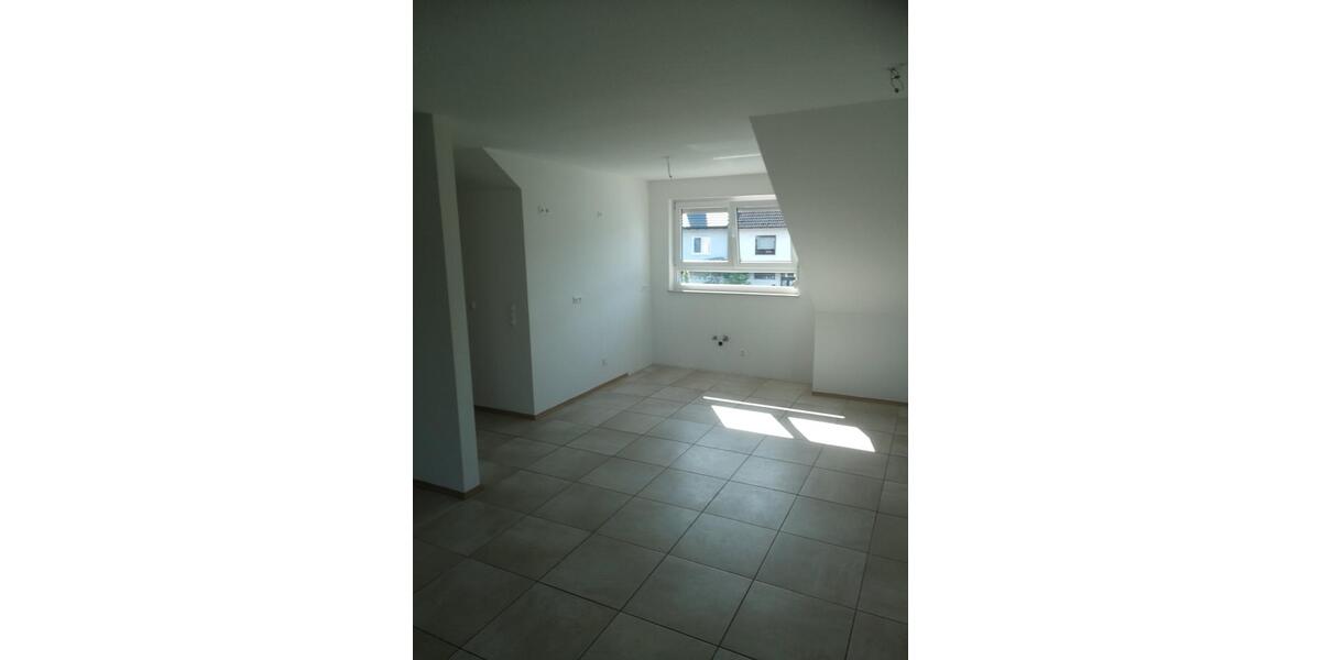 Etagenwohnung Großostheim - 4 Zimmer, 120 m&sup2;, 1.200&euro; | Angebot:24351821