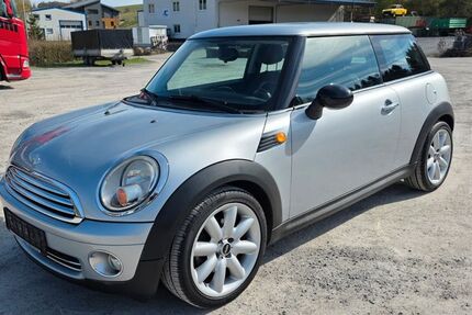 Mini Cooper 221.058 km 2.150 &euro; Partenstein 97846