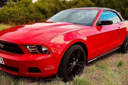 Ford Mustang 128.000 km 10.900 &euro; Obertshausen, Stadt 63179