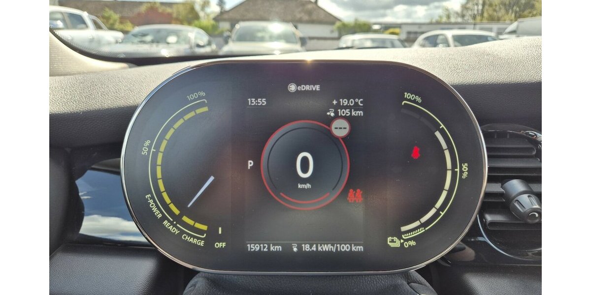 Mini Cooper SE Classic Trim Sportsitze, LED-Scheinwerfe 16.450 km 18.890 &euro; Rodgau 63110