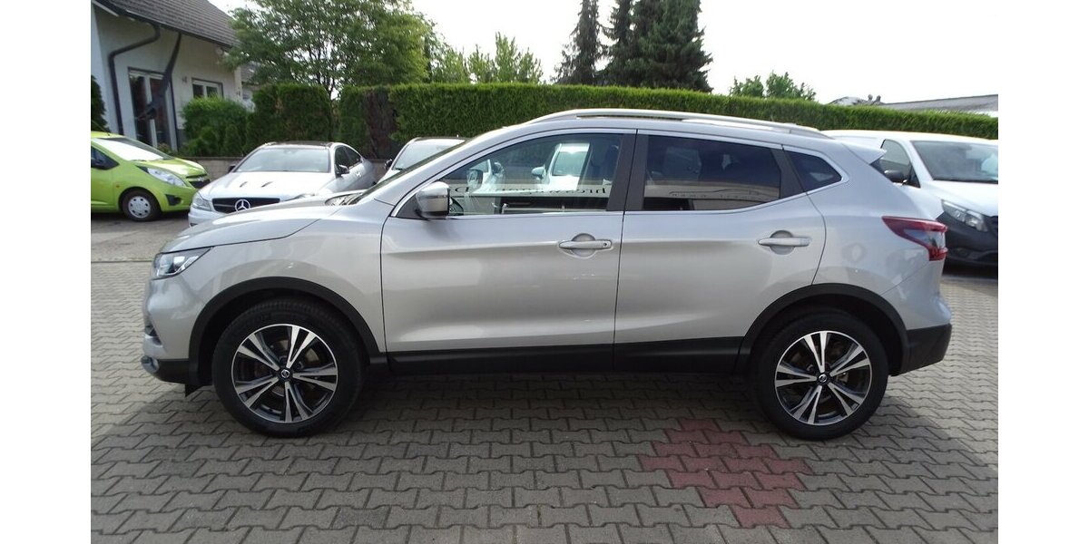 BMW X3 xDrive 20 i xLine, HUD, Kamera, Ambientebeleuch 70.000 km 23.790 &euro; Rodgau 63110