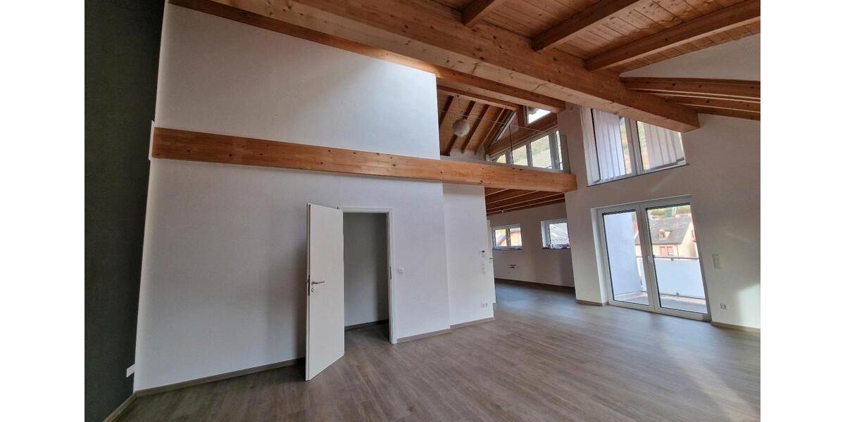 Maisonettenwohnung Klingenberg am Main - 4 Zimmer, 150 m&sup2;, 1.600&euro; | Angebot:23382288