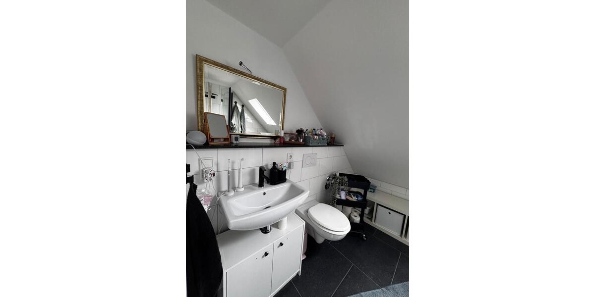 Dachgeschoßwohnung Großkrotzenburg - 2.5 Zimmer, 55 m&sup2;, 790&euro; | Angebot:26299964