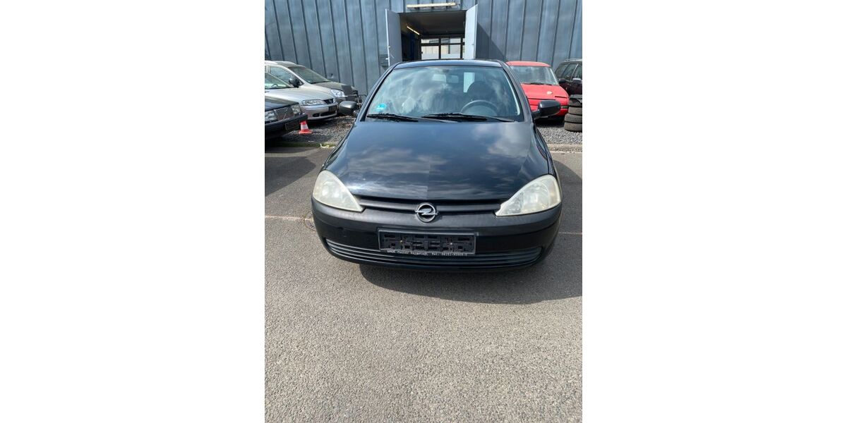 Opel Corsa 82.000 km 2.600 &euro; Hanau 63457