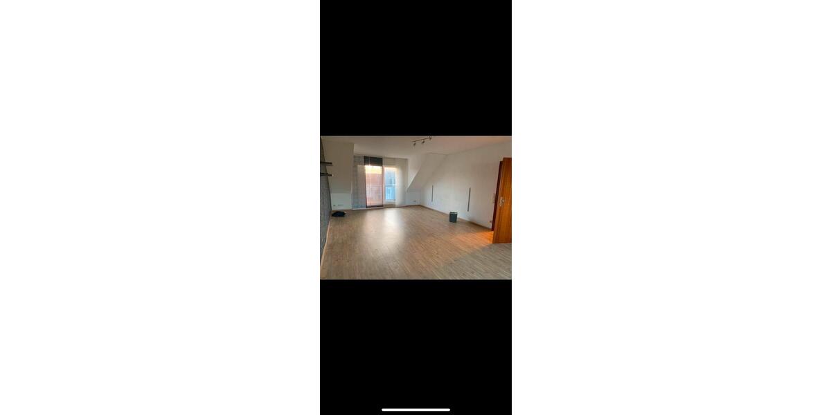 Dachgeschoßwohnung Hainburg - 3 Zimmer, 105 m&sup2;, 1.250&euro; | Angebot:25403308