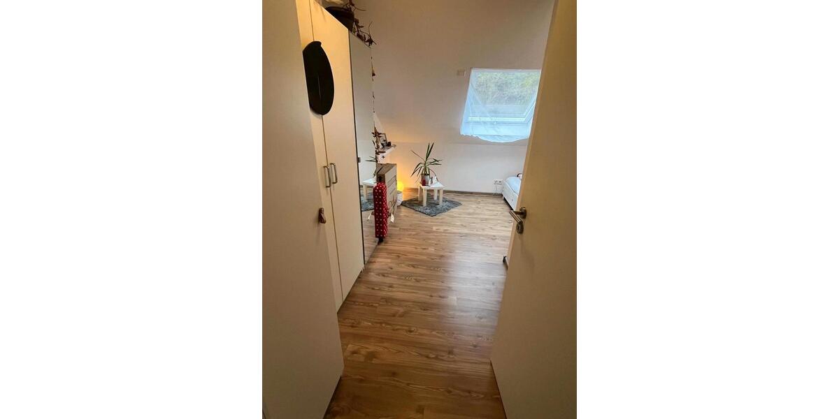 Dachgeschoßwohnung Großheubach - 2 Zimmer, 49 m&sup2;, 570&euro; | Angebot:26042048