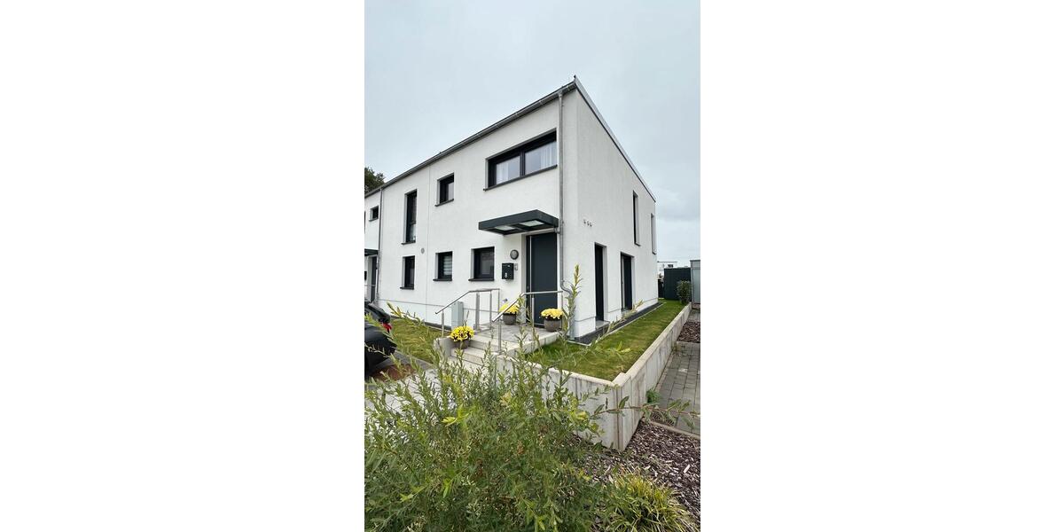 Reihenhaus Hanau Kesselstadt - 4 Zimmer, 108 m&sup2;, 1.990&euro; | Angebot:25934022