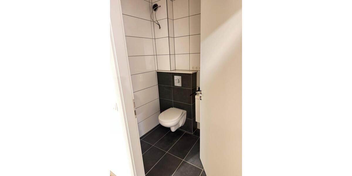 Etagenwohnung Gelnhausen - 2 Zimmer, 90 m&sup2;, 1.250&euro; | Angebot:24627252