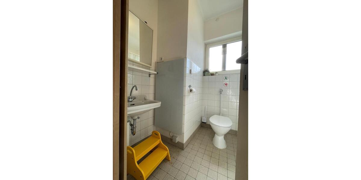 Etagenwohnung Aschaffenburg Damm - 2.5 Zimmer, 63 m&sup2;, 490&euro; | Angebot:25722556