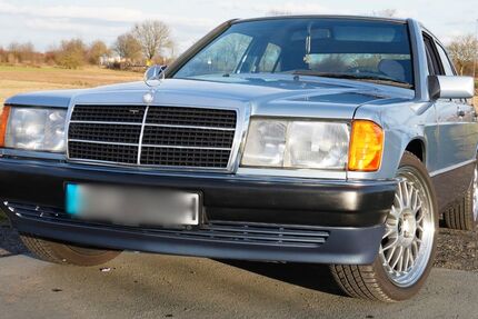 Mercedes-Benz 190 142.000 km 9.998 &euro; Dietzenbach 63128