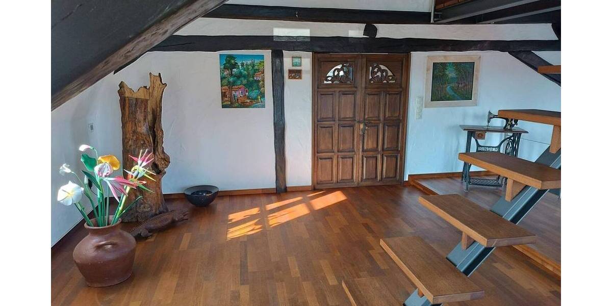 Doppelhaushälfte Babenhausen - 7 Zimmer, 240 m&sup2;, 695.000&euro; | Angebot:25779400