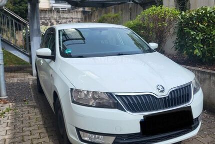 Skoda Rapid 157.400 km 5.900 &euro; Aschaffenburg 63739