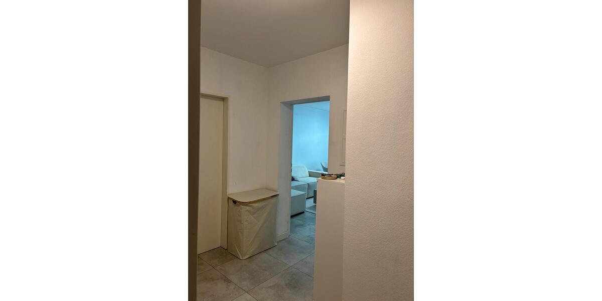 Etagenwohnung Maintal - 3 Zimmer, 65 m&sup2;, 1.100&euro; | Angebot:25999895