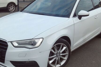 Audi A3 299.860 km 5.690 &euro; Mömlingen 63853