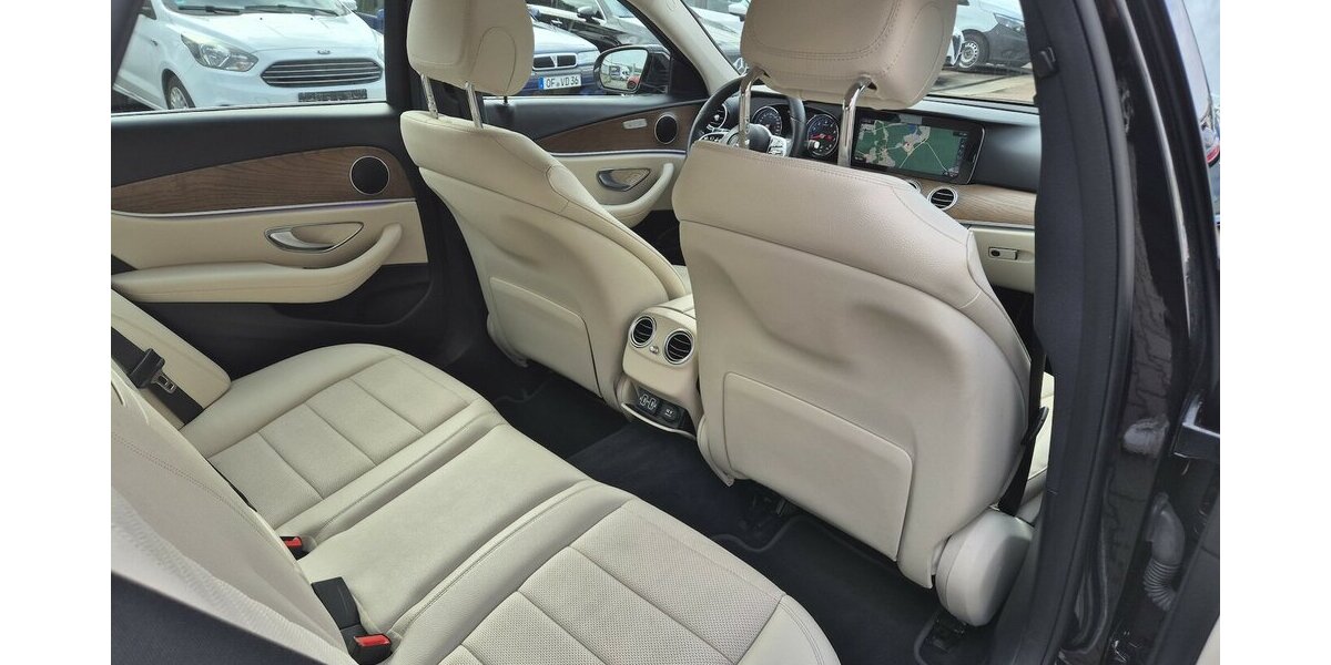 Mercedes-Benz E 200 T Standheizung 360°-Kamera LED,Nav 238.350 km 13.990 &euro; Rodgau 63110