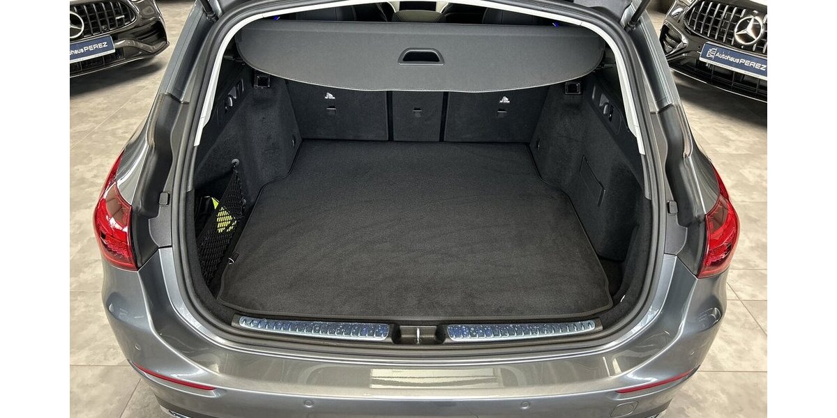 Mercedes-Benz C 200 T AVANTGARDE PANORAMA-STANDHEIZUNG-AHK-18´ 10.850 km 40.990 &euro; Groß-Umstadt 64823