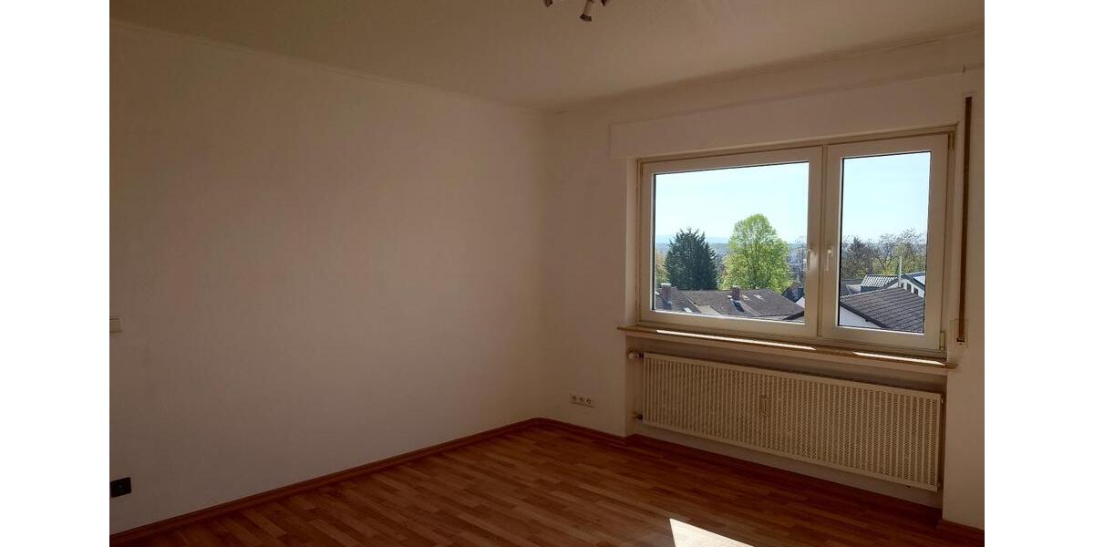Etagenwohnung Bruchköbel - 3 Zimmer, 95 m&sup2;, 245.000&euro; | Angebot:26338242
