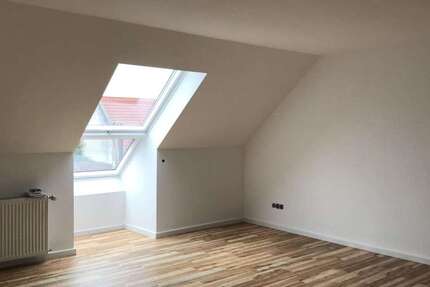 Wohnung Rödermark - 2.5 Zimmer, 80 m&sup2;, 880&euro; | Angebot:26002685