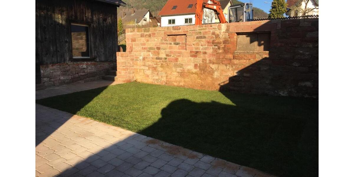 Einfamilienhaus Bürgstadt - 9 Zimmer, 170 m&sup2;, 1.500&euro; | Angebot:25293835