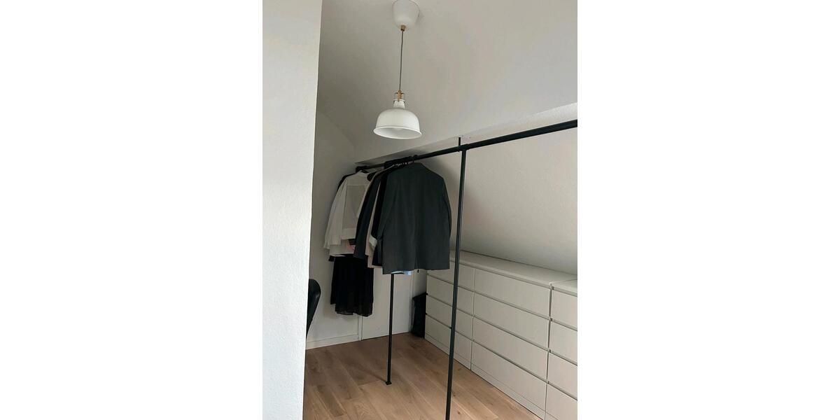 Dachgeschoßwohnung Stockstadt am Main - 2.5 Zimmer, 70 m&sup2;, 900&euro; | Angebot:25903976