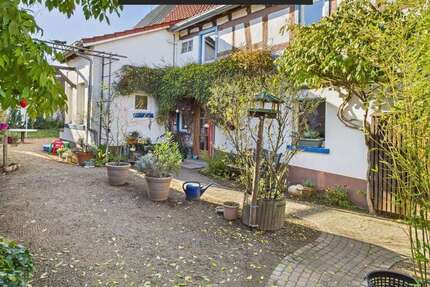 Haus Messel - 6.5 Zimmer, 163 m&sup2;, 580.000&euro; | Angebot:25476014