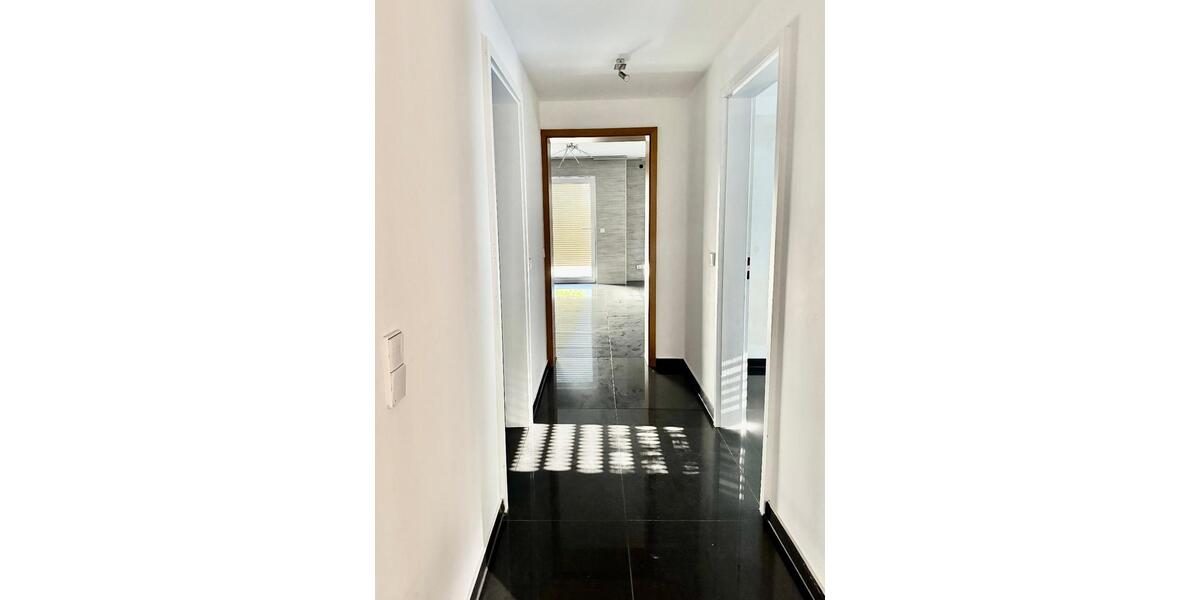 Etagenwohnung Linsengericht - 3 Zimmer, 100 m&sup2;, 1.200&euro; | Angebot:25568208