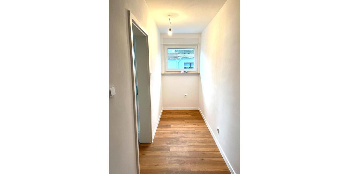 Dachgeschoßwohnung Freigericht - 2 Zimmer, 74 m&sup2;, 900&euro; | Angebot:26001609