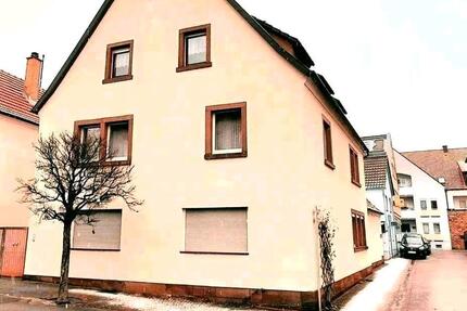 Haus Großheubach - 6 Zimmer, 230 m&sup2;, 279.000&euro; | Angebot:26047105