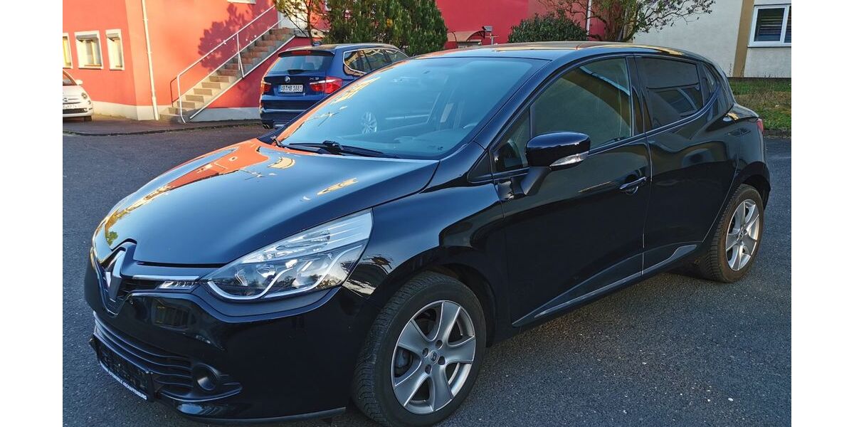 Renault Clio 102.650 km 6.900 &euro; Aschaffenburg 63741