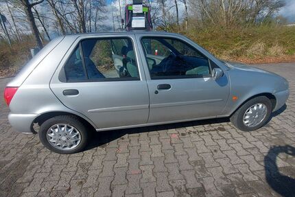 Ford Fiesta 117.000 km 850 &euro; Maintal 63477