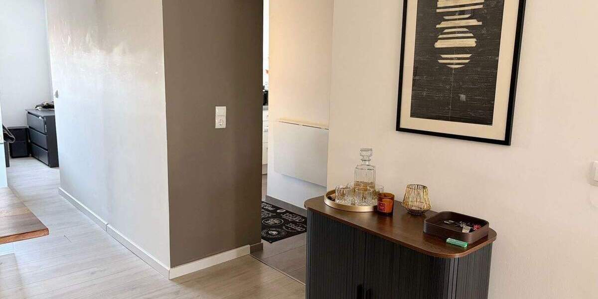 Etagenwohnung Aschaffenburg Damm - 2 Zimmer, 49 m&sup2;, 199.800&euro; | Angebot:25681425