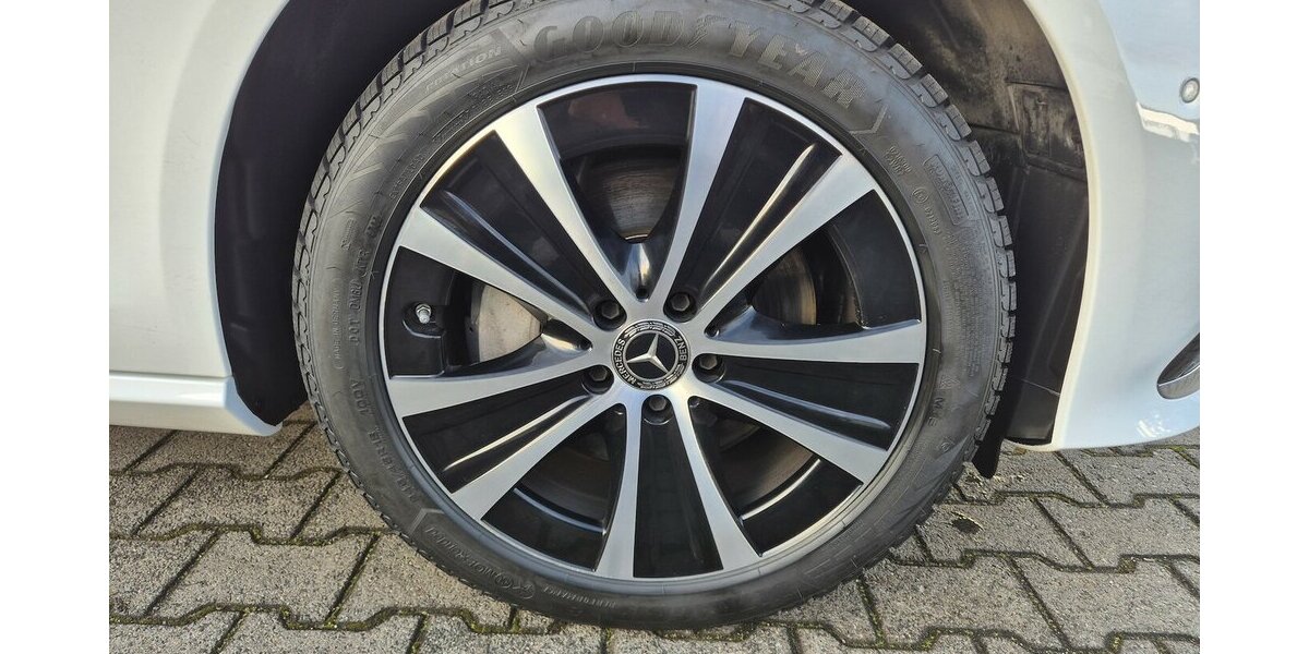 Mercedes-Benz E 300 e T Avantgarde AHK, LED, Rückfahrkamera, App 55.700 km 27.990 &euro; Rodgau 63110