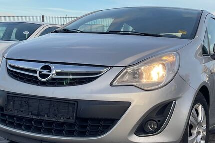 Opel Corsa 191.000 km 2.699 &euro; Dietzenbach 63128