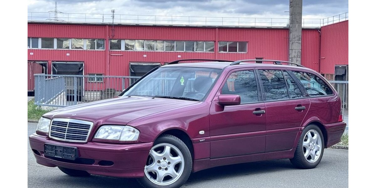 Mercedes-Benz C 180 223.524 km 2.950 &euro; Dietzenbach 63128