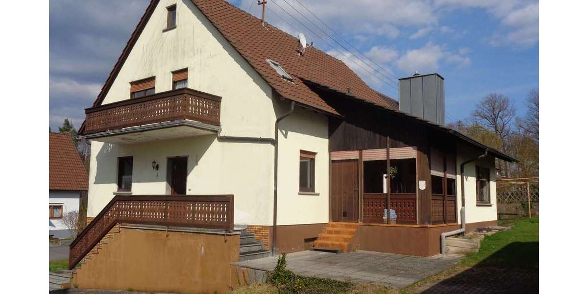 Einfamilienhaus Freudenberg - 6 Zimmer, 161 m&sup2;, 235.000&euro; | Angebot:26315217