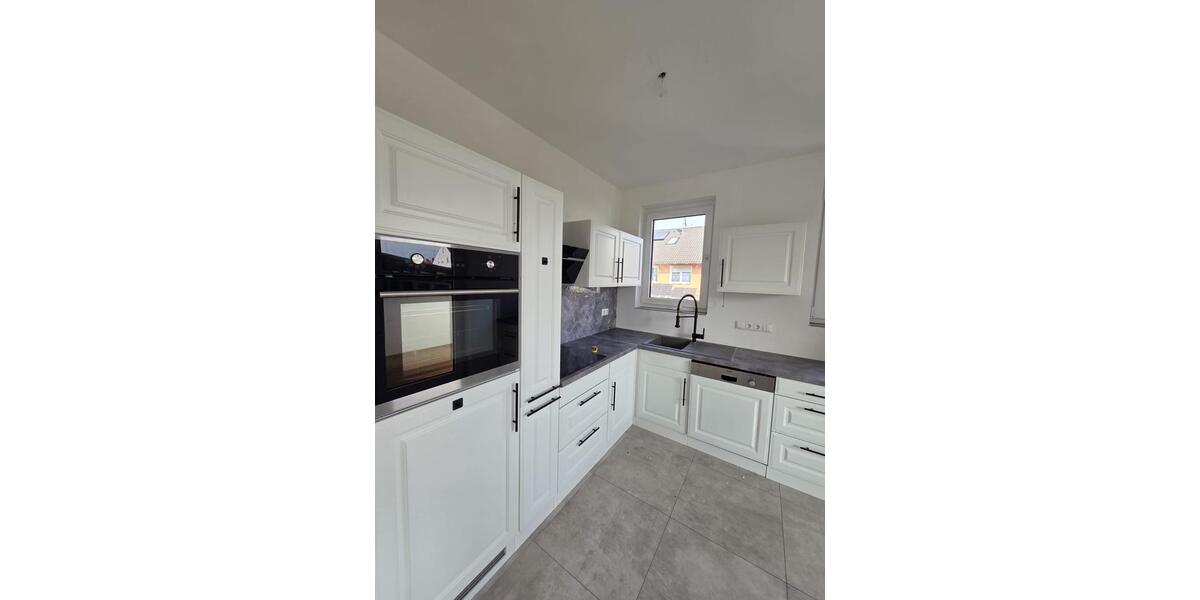 Etagenwohnung Elsenfeld - 3 Zimmer, 81 m&sup2;, 1.100&euro; | Angebot:24432876