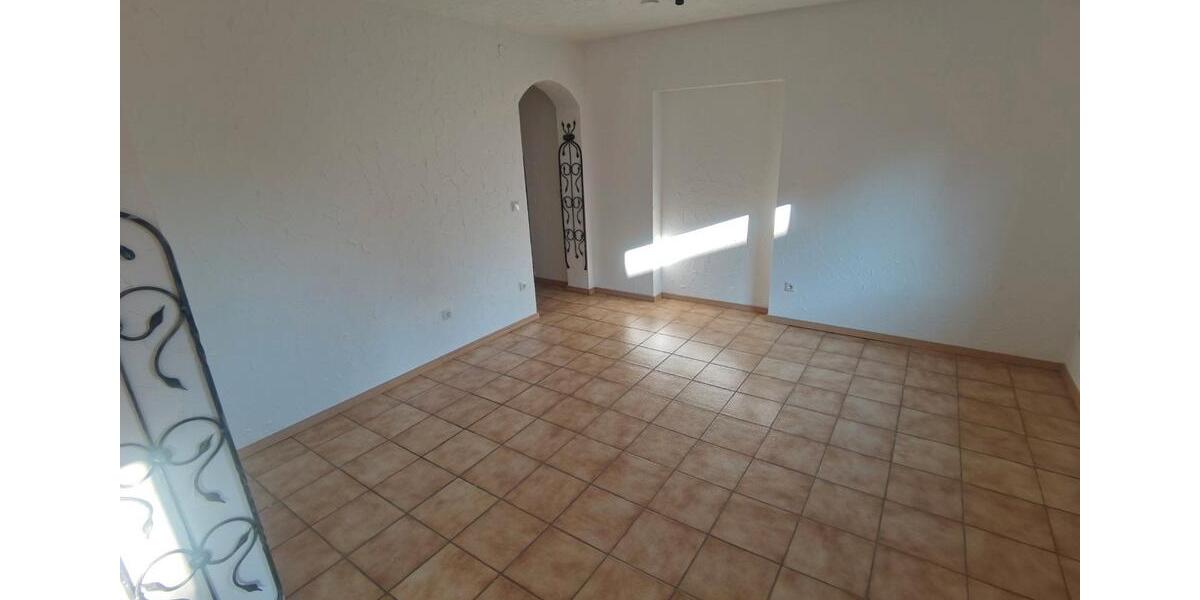 Etagenwohnung Johannesberg - 2.5 Zimmer, 84 m&sup2;, 690&euro; | Angebot:26413687