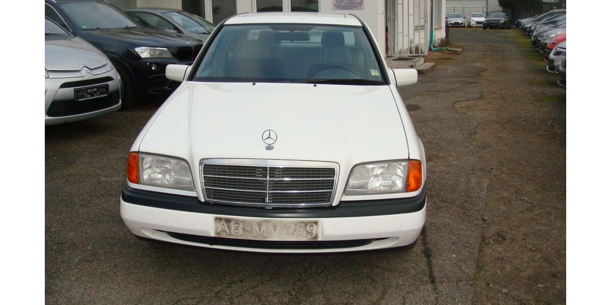 Mercedes-Benz C 180 206.000 km 2.000 &euro; Erlensee 63526