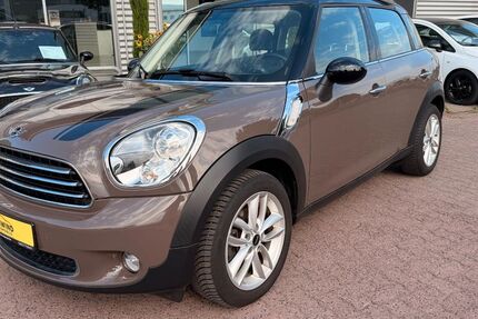 Mini Countryman D (Cooper) 115.336 km 9.690 &euro; Elsenfeld 63820