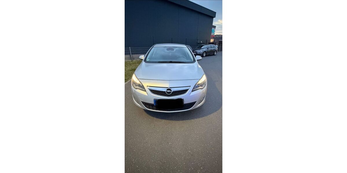 Opel Astra 204.600 km 3.750 &euro; Hausen 63840