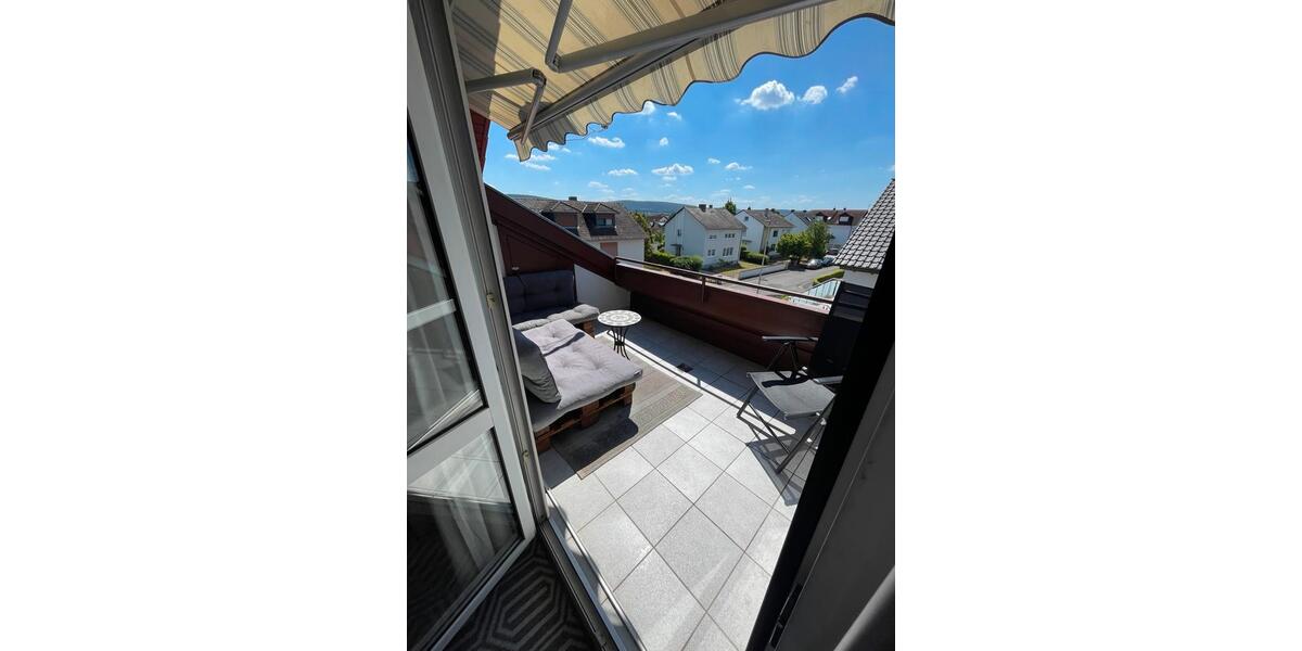 Dachgeschoßwohnung Großwallstadt - 4 Zimmer, 75 m&sup2;, 285.000&euro; | Angebot:27189798