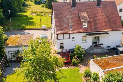 Haus Hösbach - 4 Zimmer, 110 m&sup2;, 390.000&euro; | Angebot:26120196