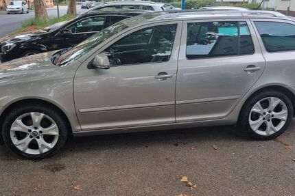 Skoda Octavia 165.000 km 5.200 &euro; Hanau 63457