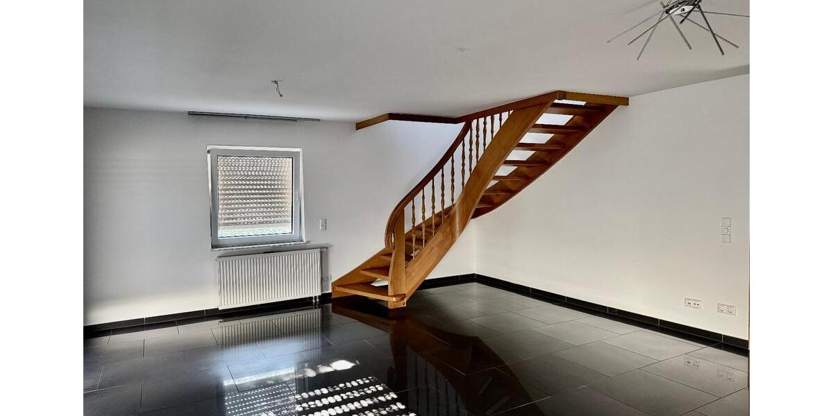 Etagenwohnung Linsengericht - 3 Zimmer, 100 m&sup2;, 1.200&euro; | Angebot:25568208