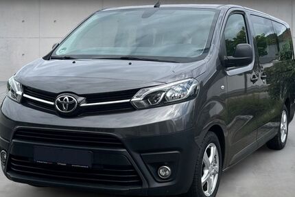 Toyota Proace (Verso) 170.940 km 17.763 &euro; Klingenberg 63911